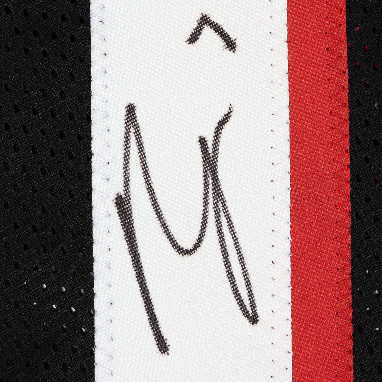 Bijan Robinson Signed Jersey - The Real Autograph
