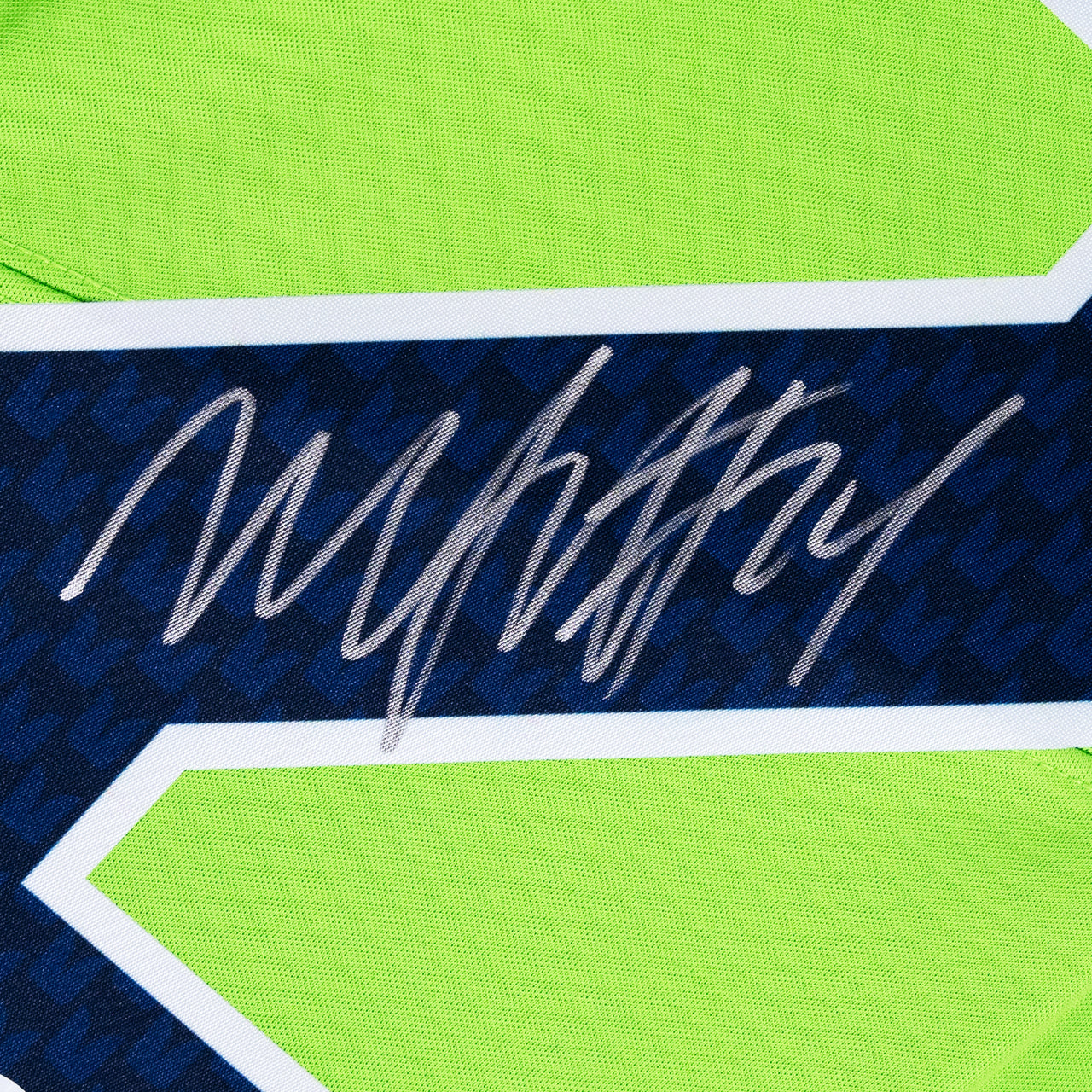 Marshawn Lynch Signed Seahawks Nike Limited Jersey - The Real Autograph