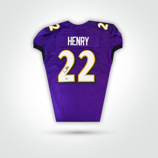Derrick Henry Signed Jersey - The Real Autograph