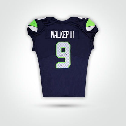 Kenneth Walker III Signed Jersey