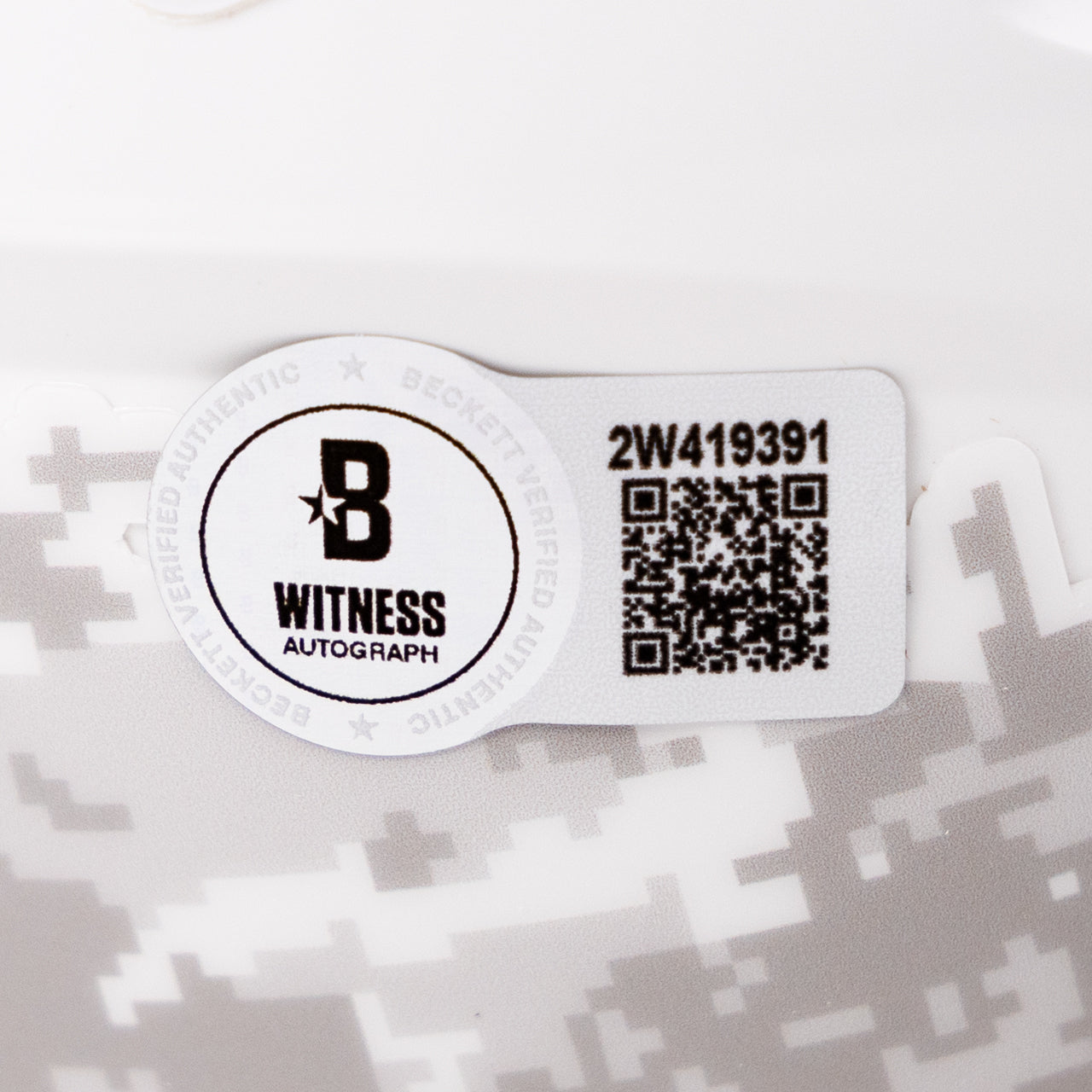Randy Moss Signed Patriots Salute to Service (STS) Mini Helmet