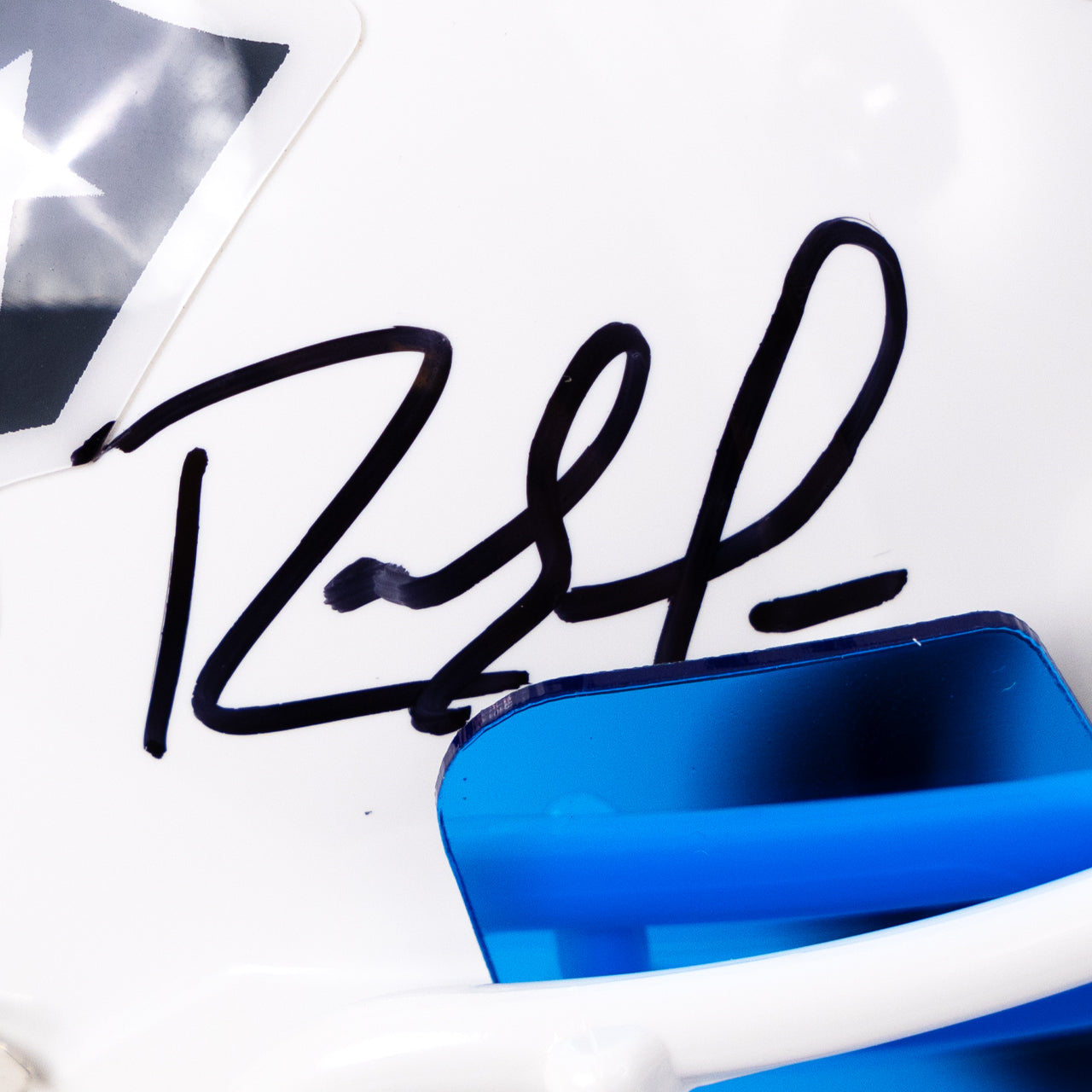 Randy Moss Signed Patriots Salute to Service (STS) Mini Helmet