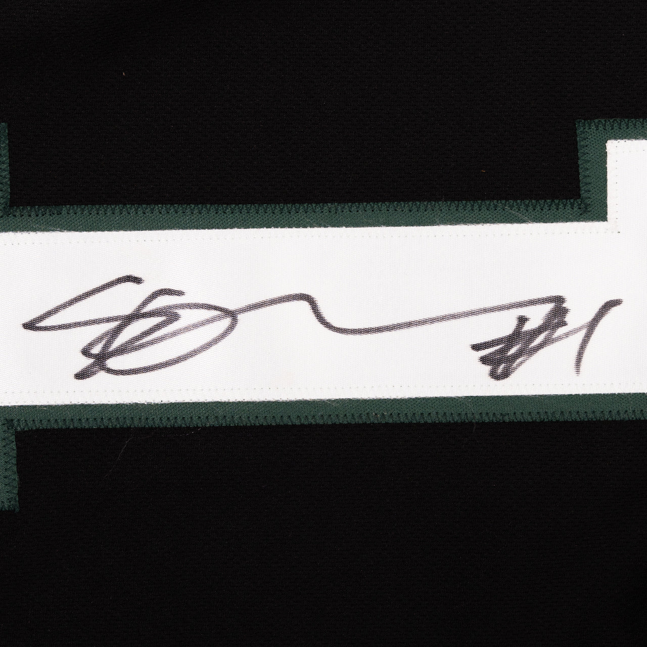 Sauce Gardner Signed Jersey
