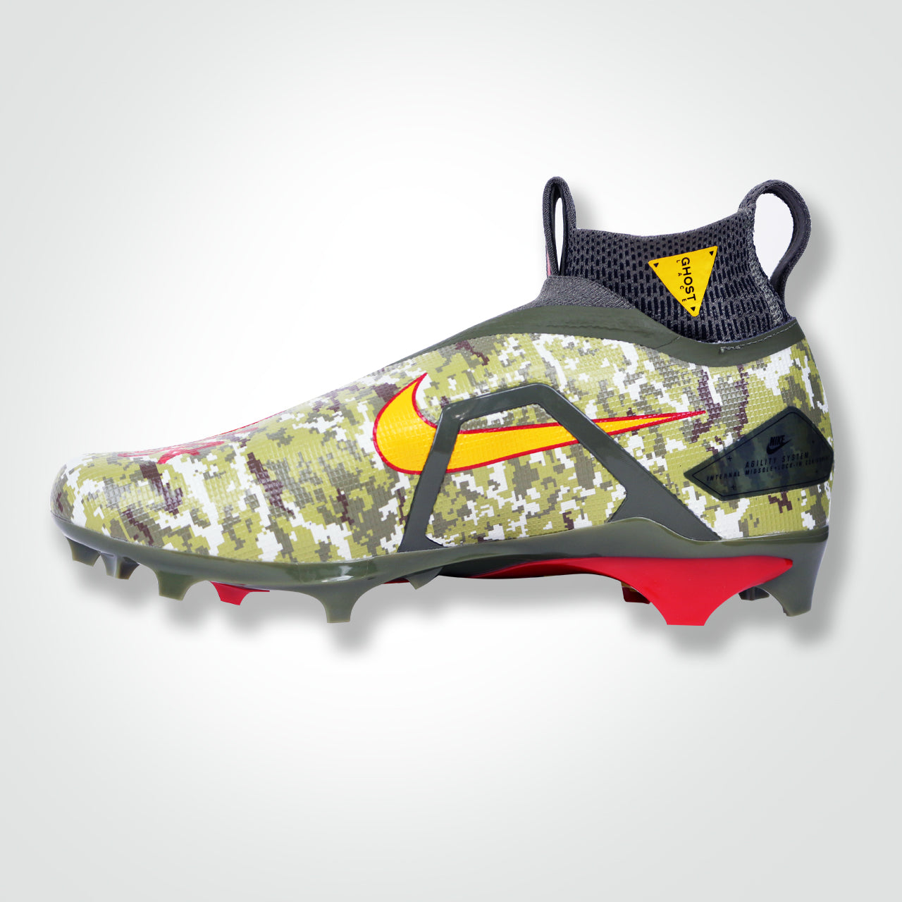 Travis Kelce Signed Nike Player Signature Cleat